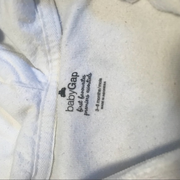 🌸2/$10 SALE🌸 Baby GAP Bear Hoodie - 3-6 M - Picture 3 of 3